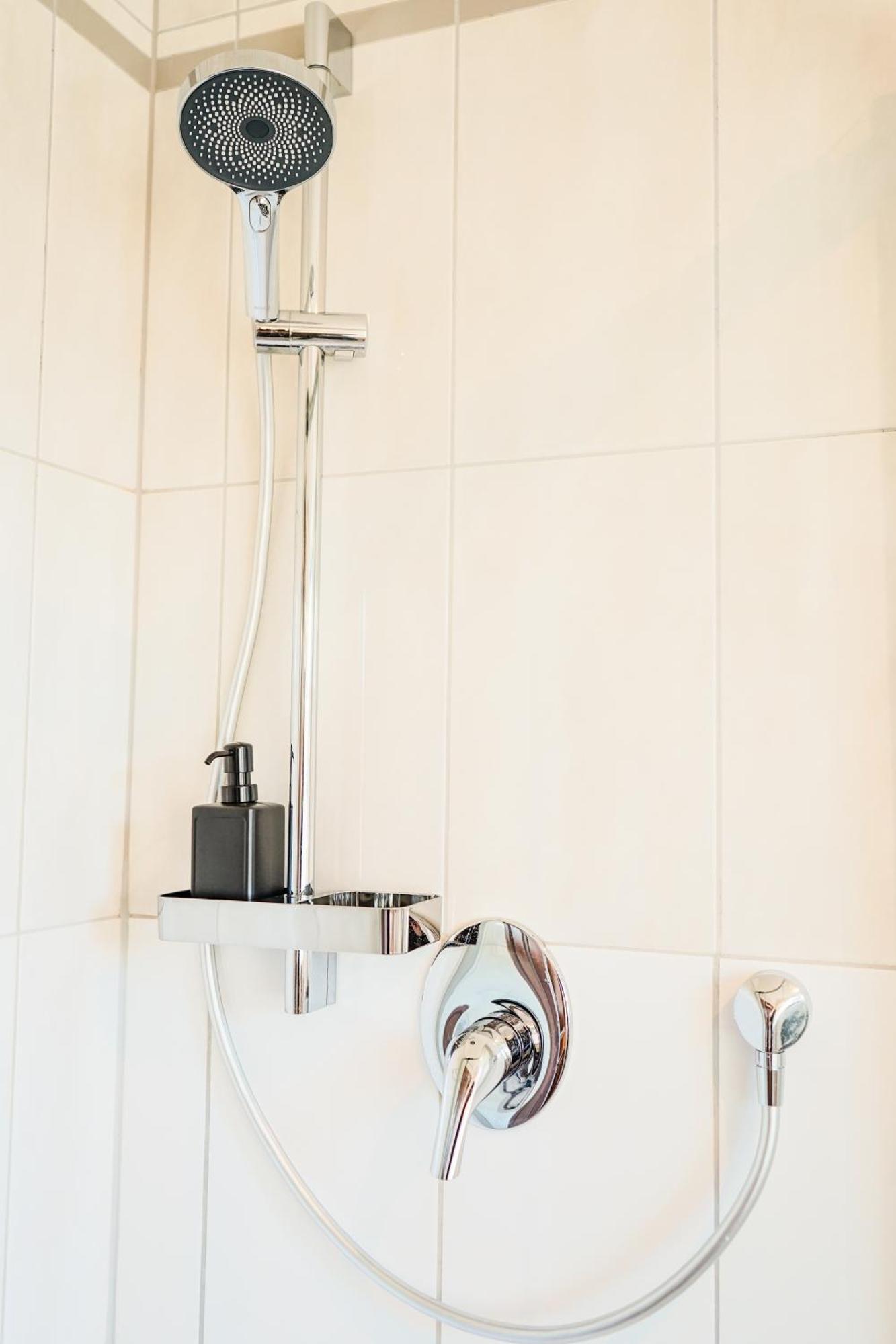 2-Raum App Mit Terrasse Jena Zoellnitz Appartement Buitenkant foto